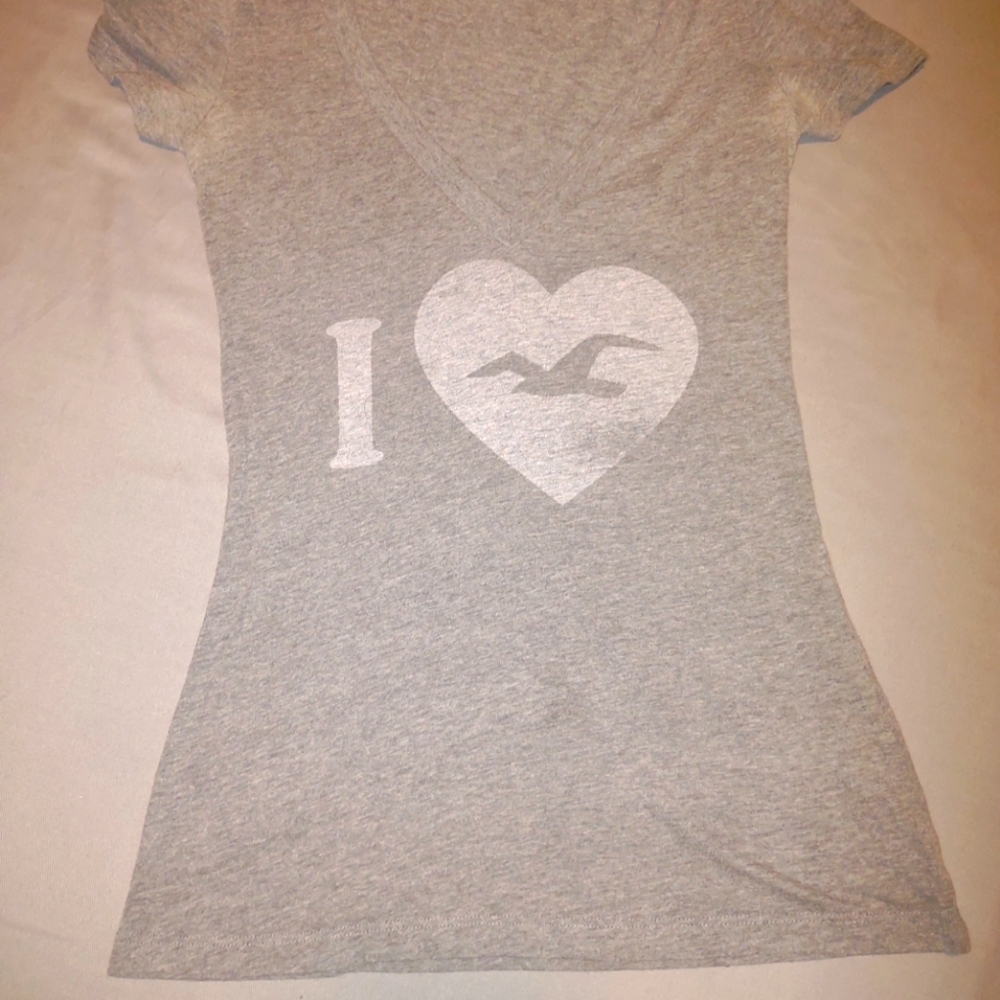 Hollister XS V-Neck